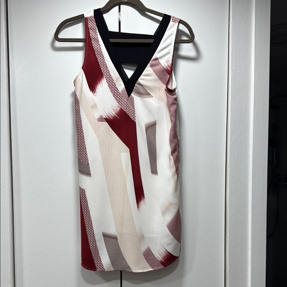 Trouve Red and Cream Geometric Mini Dress